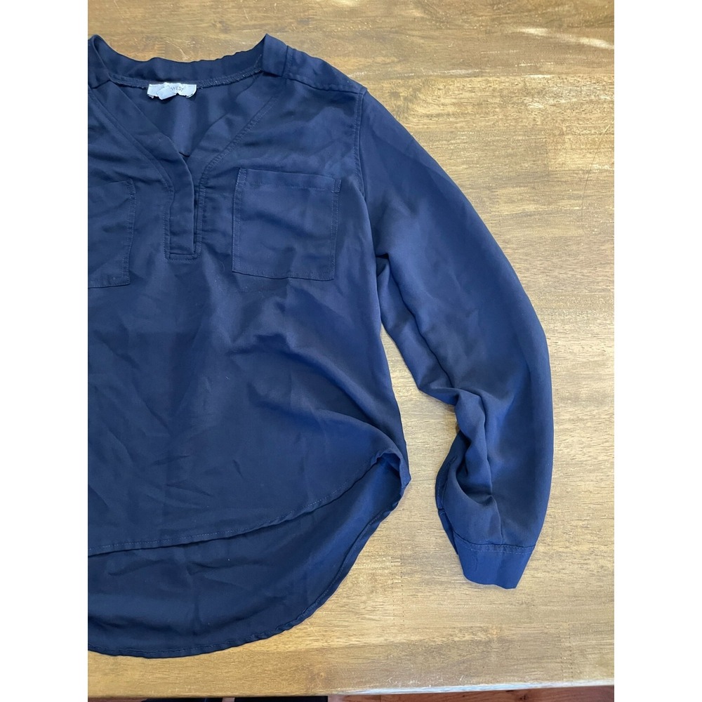 Nine West Shirt, Women's Size Medium, Navy Blue, Long Sleeve, V-neck - Picture 4 of 10